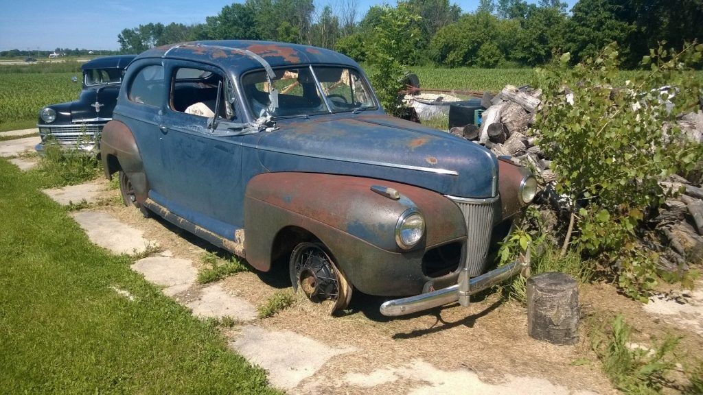 Complete project 1941 Ford Sedan on Chevy frame