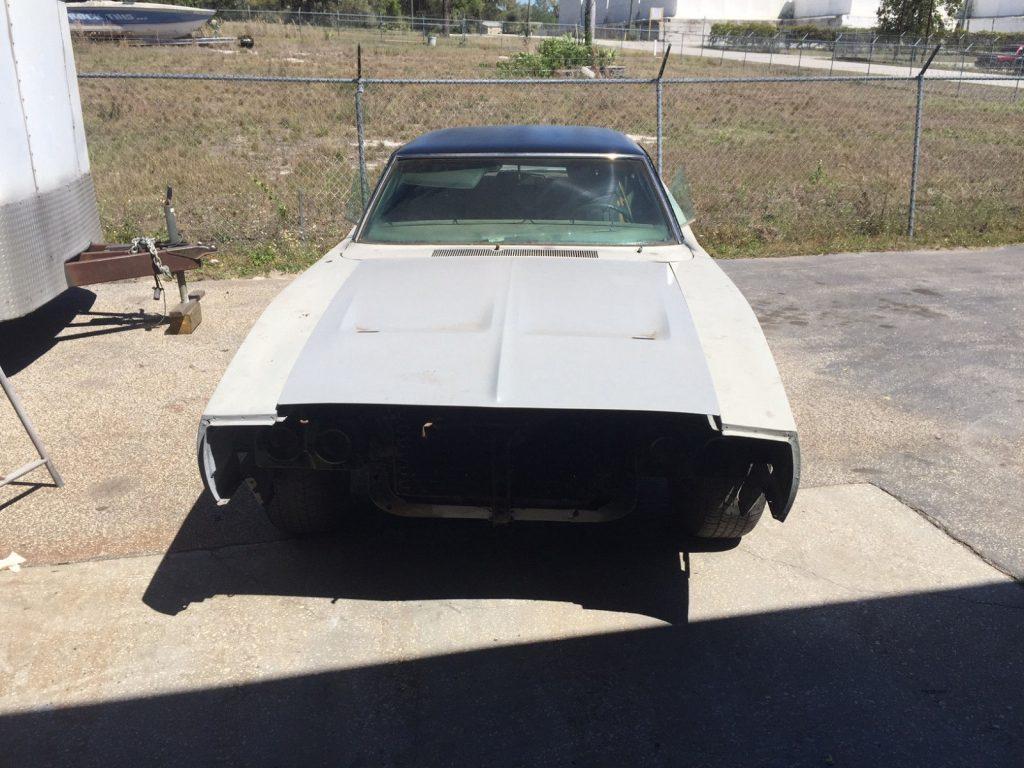 Matching numbers 1970 Dodge Charger SE project
