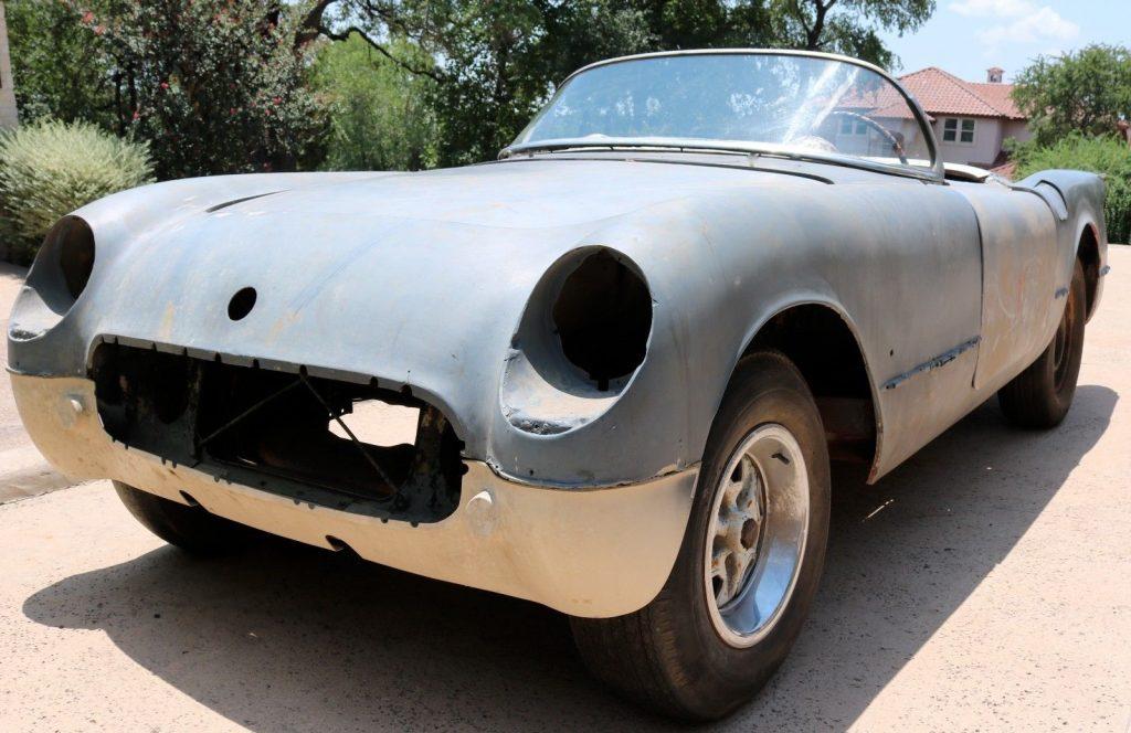 Complete body 1954 Chevrolet Corvette project