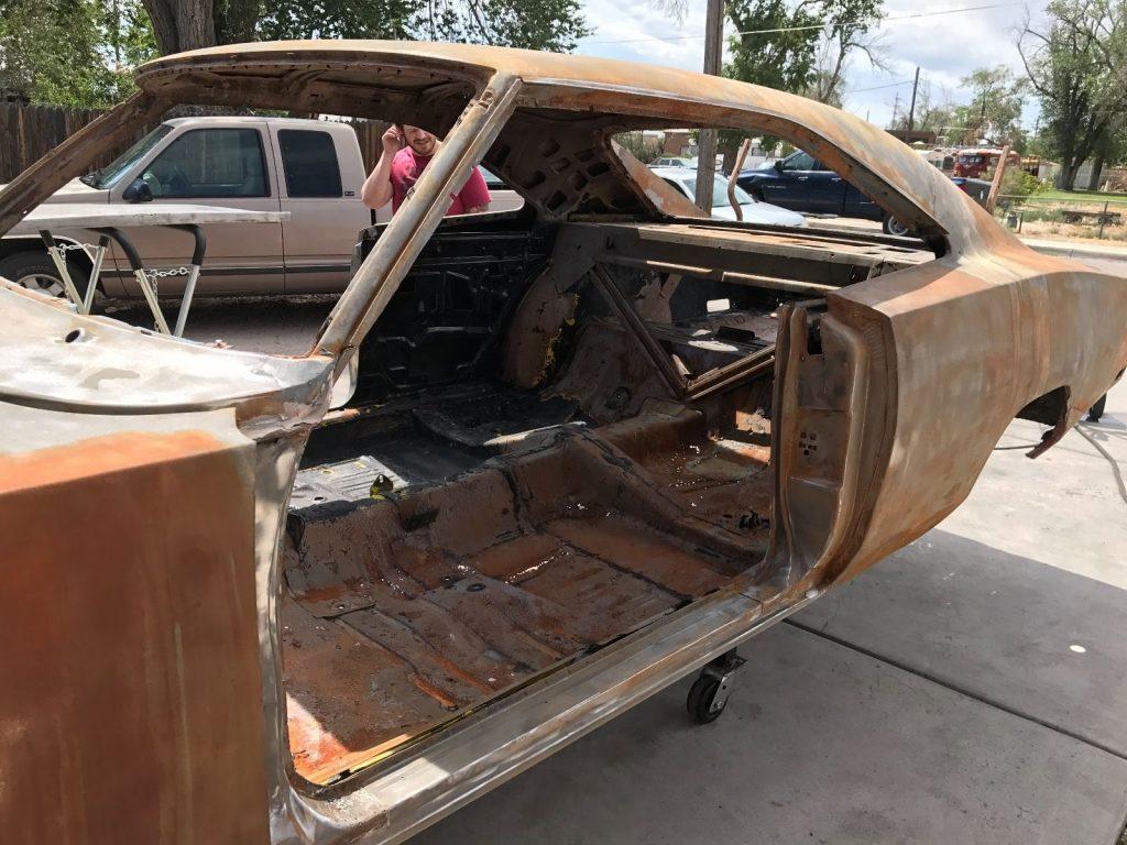 new parts 1970 Dodge Charger R/T project