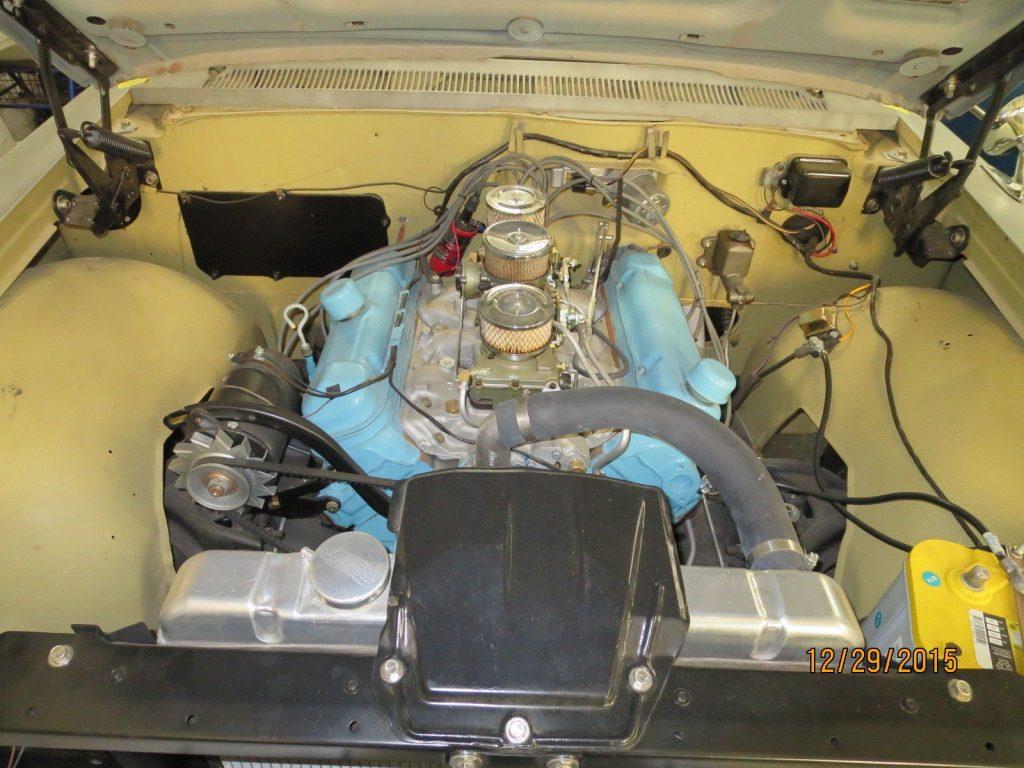 1961 Pontiac Ventura Coupe; 2 door