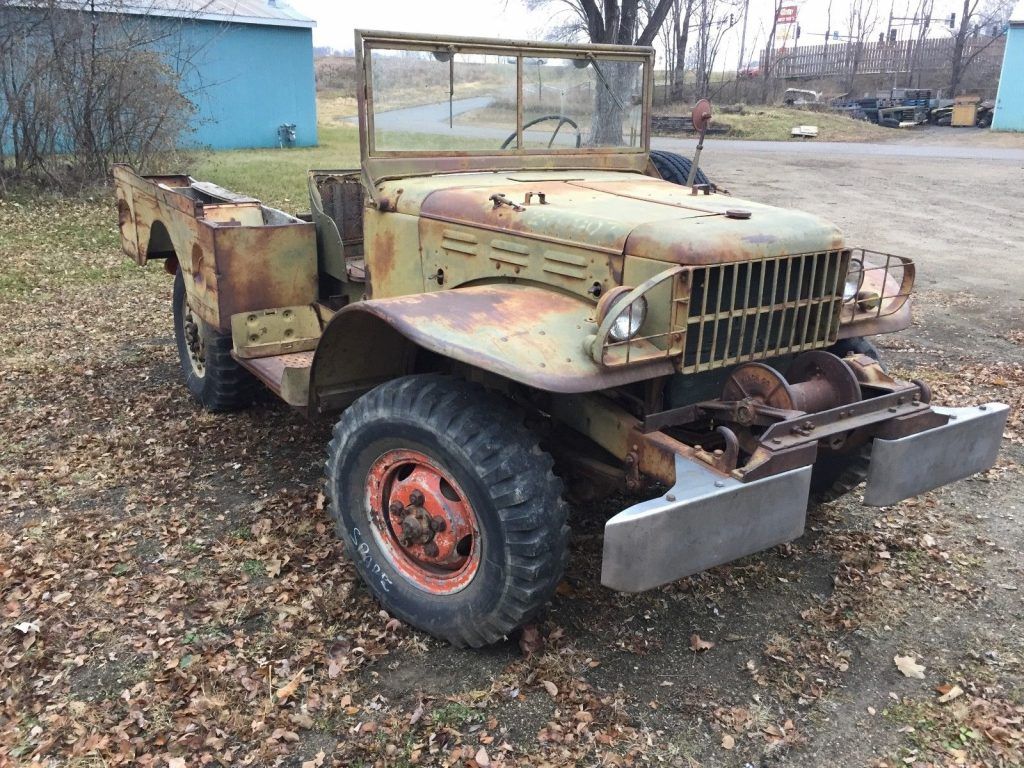 almost no rust 1945 Dodge WC 52 Weapons Carrier project