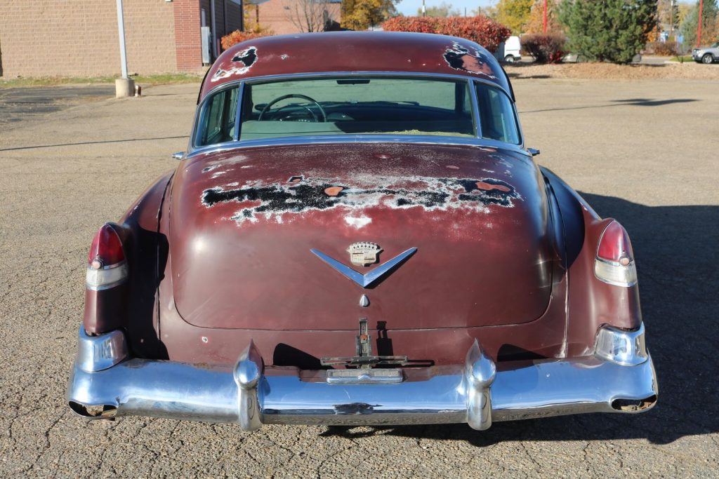 barn find after 20 yrs 1952 Cadillac Series 62 sedan rust free project