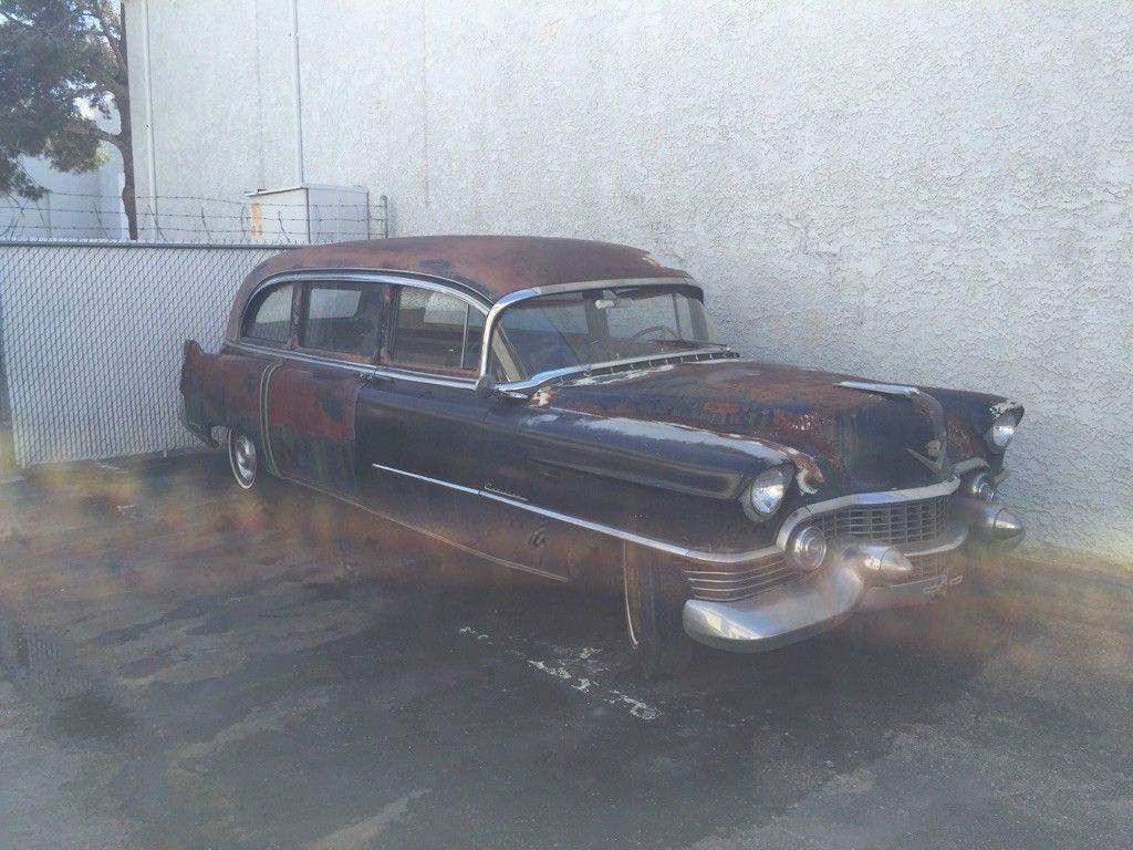 needs work 1954 Cadillac 60 Superior Hearse project