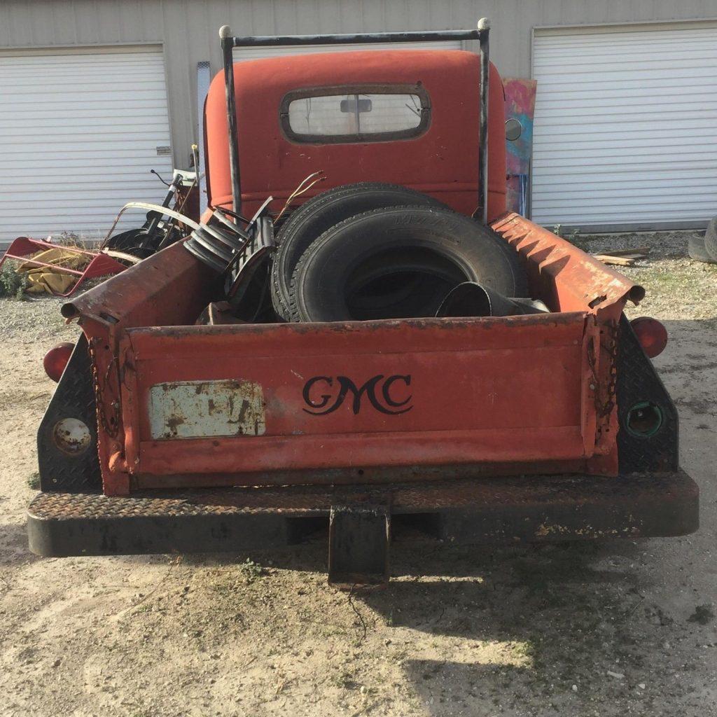 non running 1946 GMC Pick up project