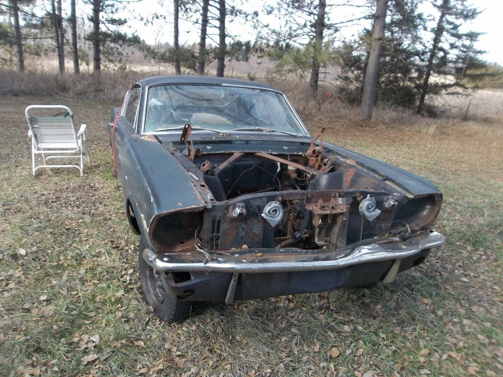 very rusty 1966 Ford Mustang project