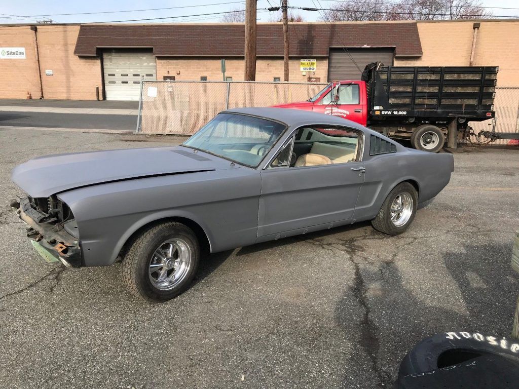 barn find 1965 Ford Mustang project