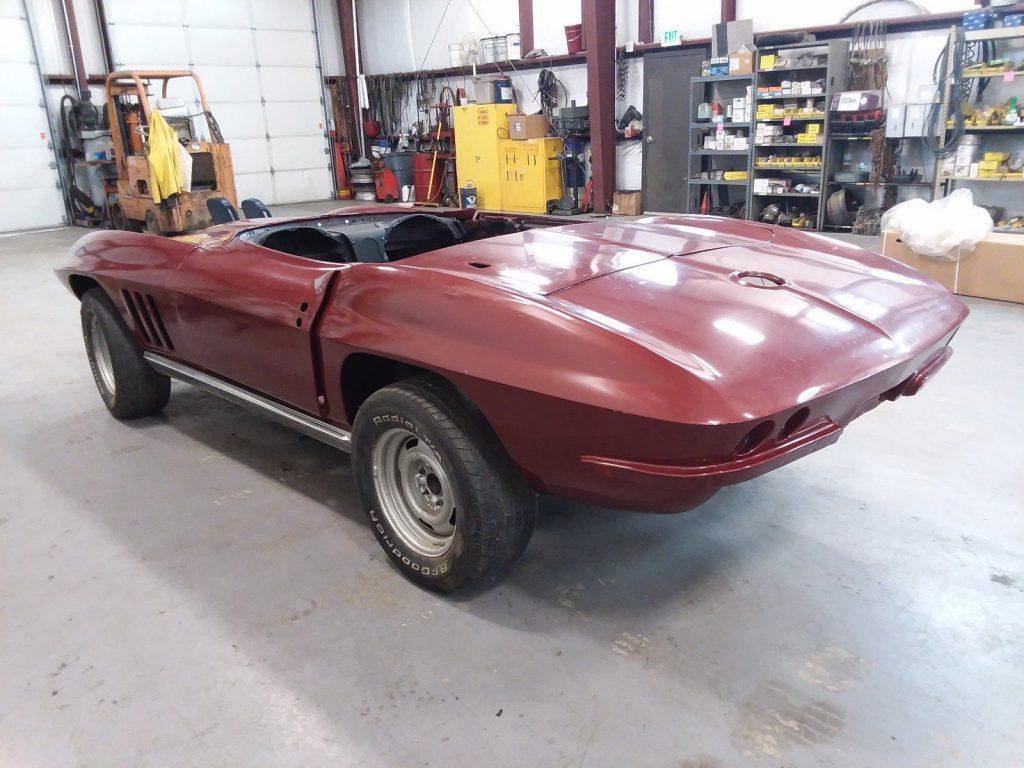 needs finishing 1966 Chevrolet Corvette projet