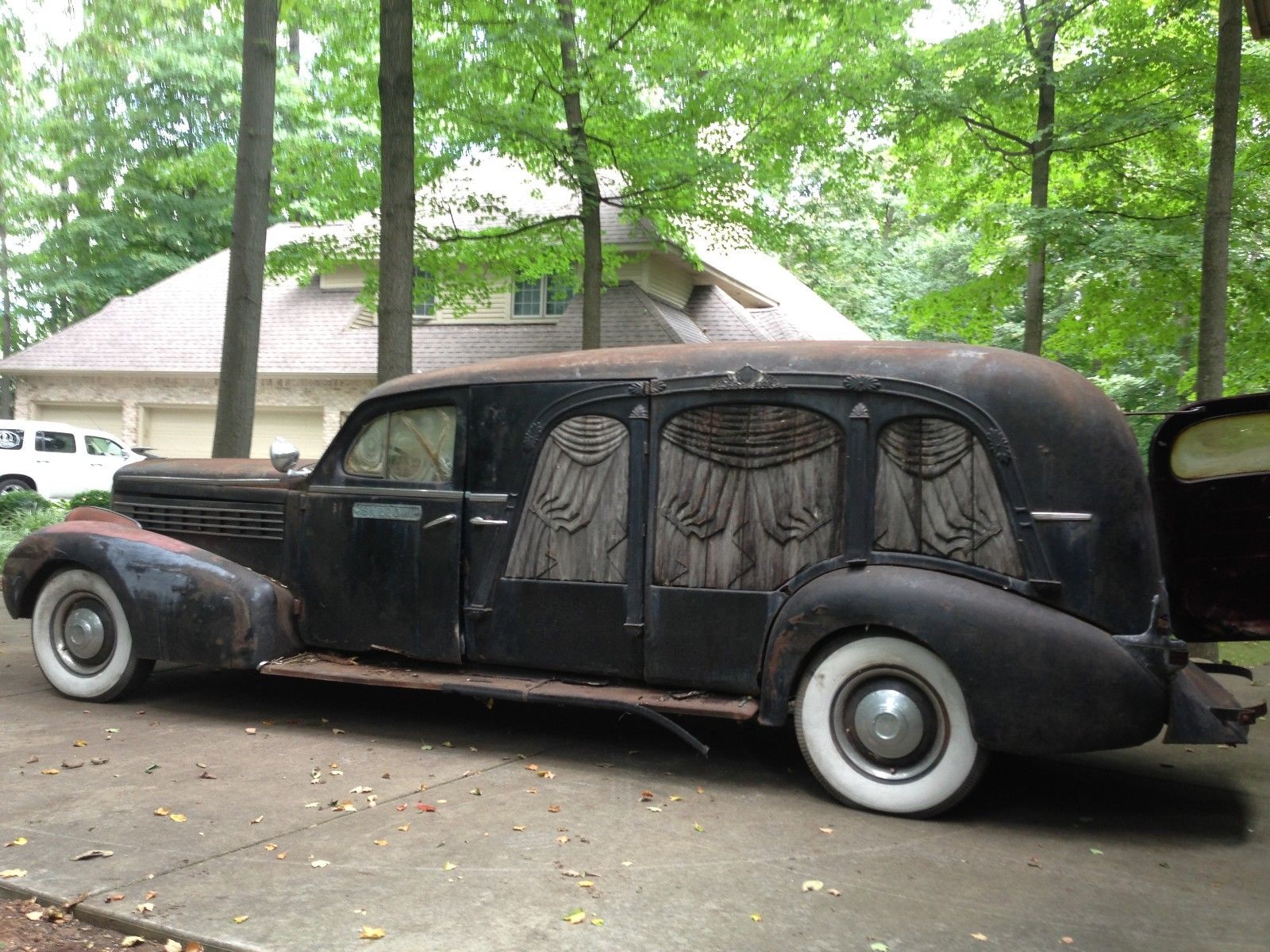 Cadillac Hearse 1982