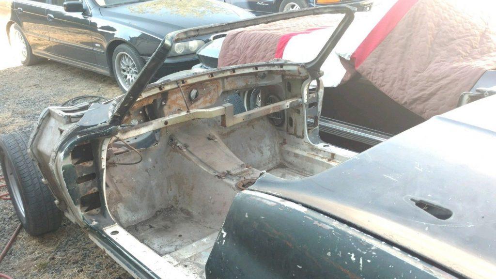 needs complete restoration 1964 Chevrolet Corvette Convertible project