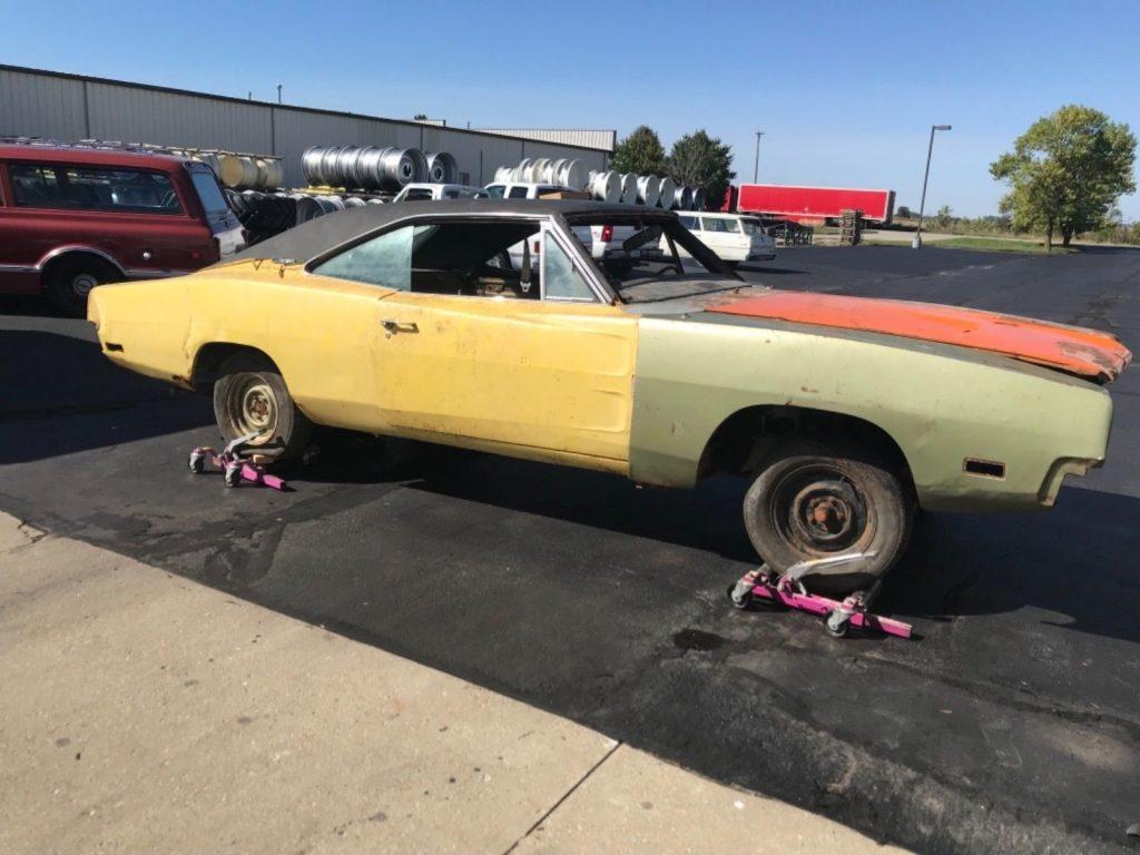 little rust 1970 Dodge Charger project