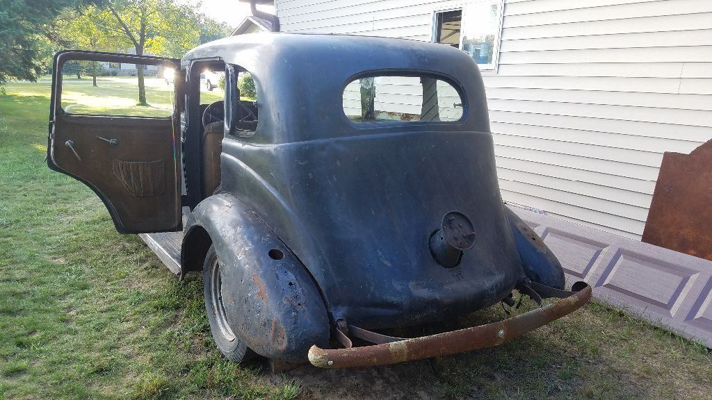 solid 1934 Studebaker Dictator project
