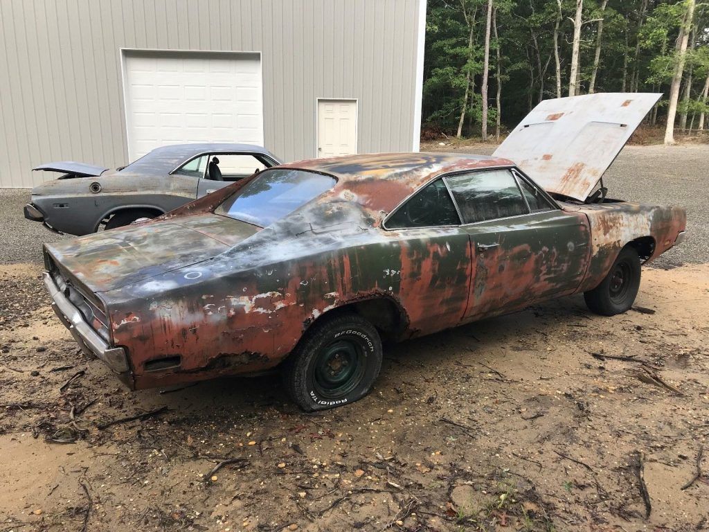 solid 1969 Dodge Charger Project