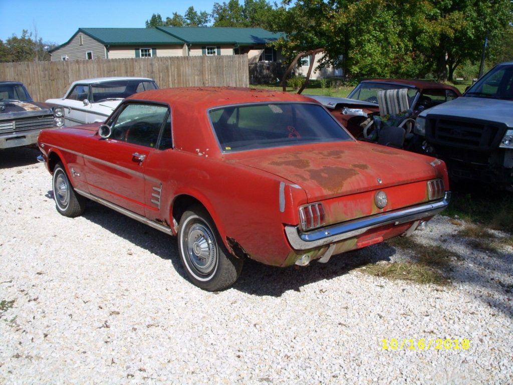 little rust 1966 Ford Mustang project