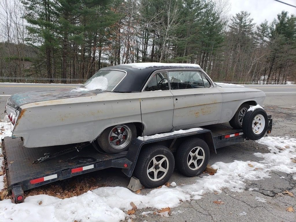 starts and drives 1962 Chevrolet Impala Sport coupe project