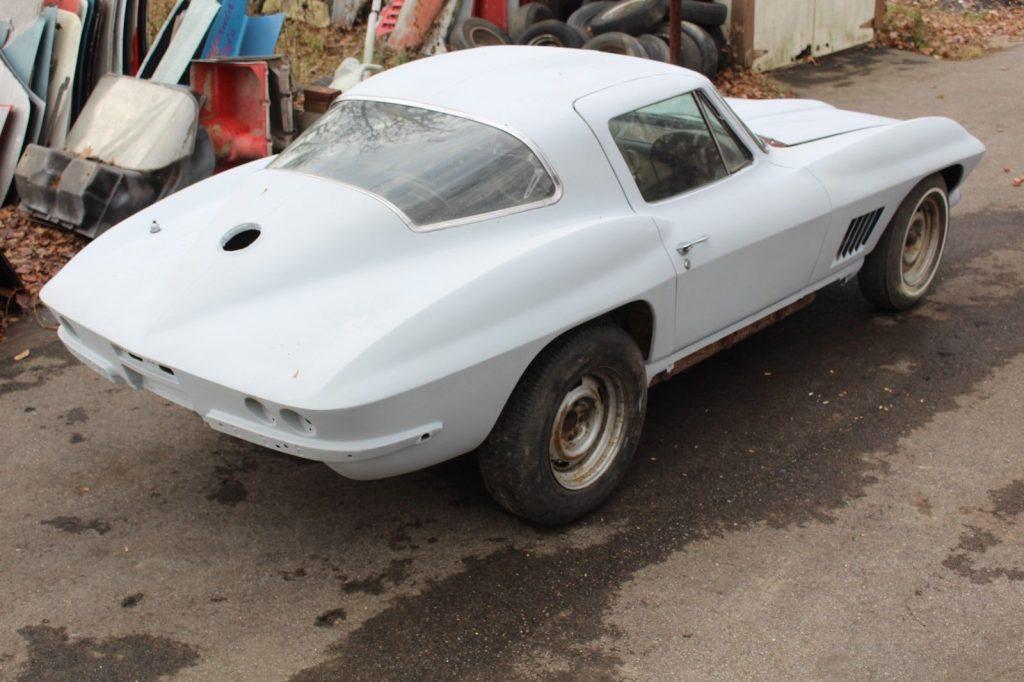 pretty complete 1967 Chevrolet Corvette Coupe Project