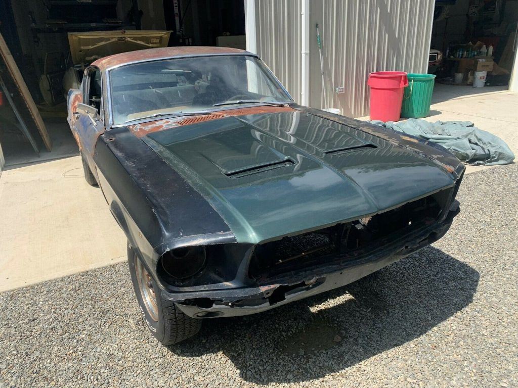 4 Speed 1968 Mustang Fastback 289 V8 project