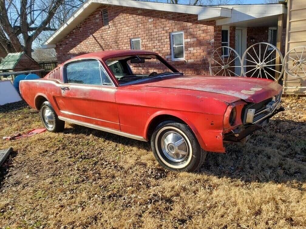 good starter 1965 Ford Mustang Fastback 2+2 project