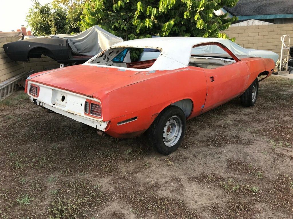very solid 1971 Plymouth Barracuda project