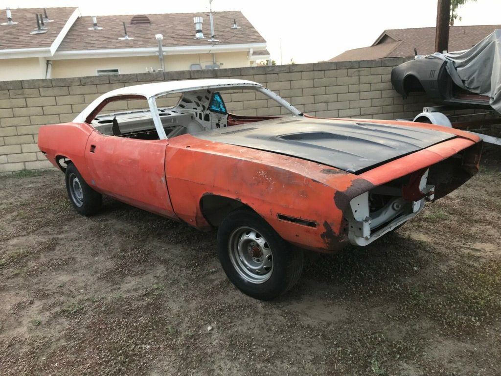 very solid 1971 Plymouth Barracuda project