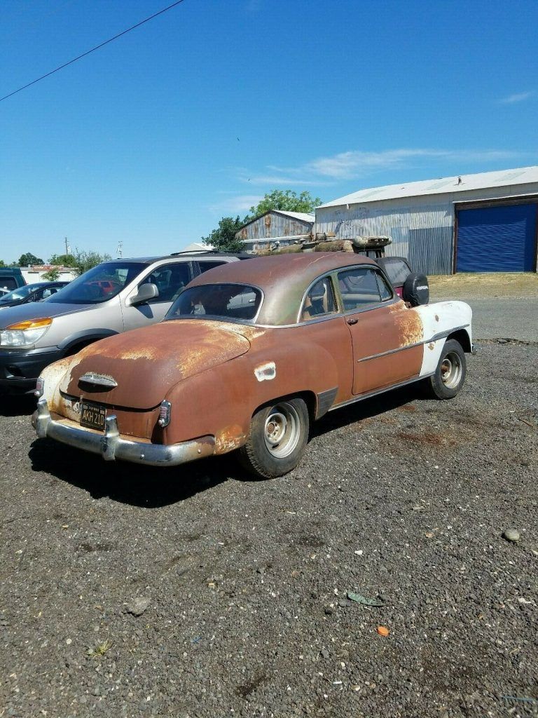 lots of extra parts 1951 Chevrolet Styleline project