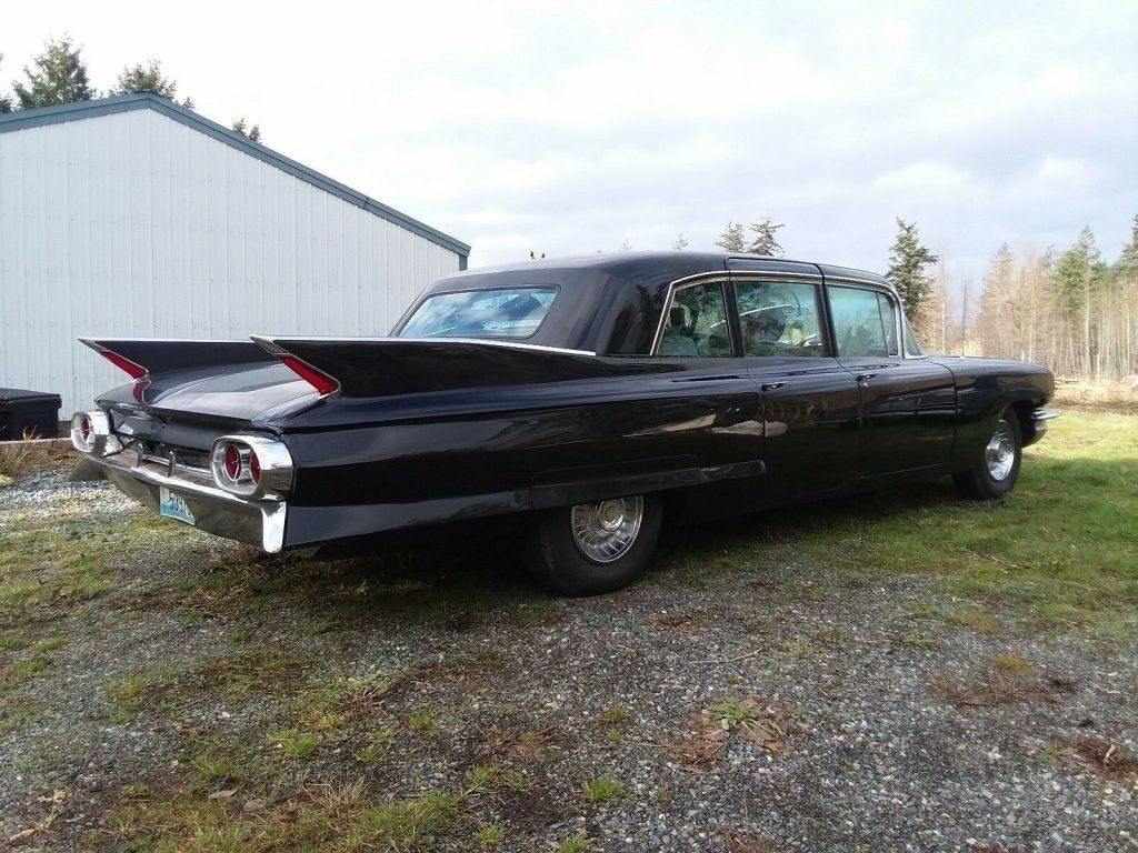 very nice 1961 Cadillac Fleetwood limousine project