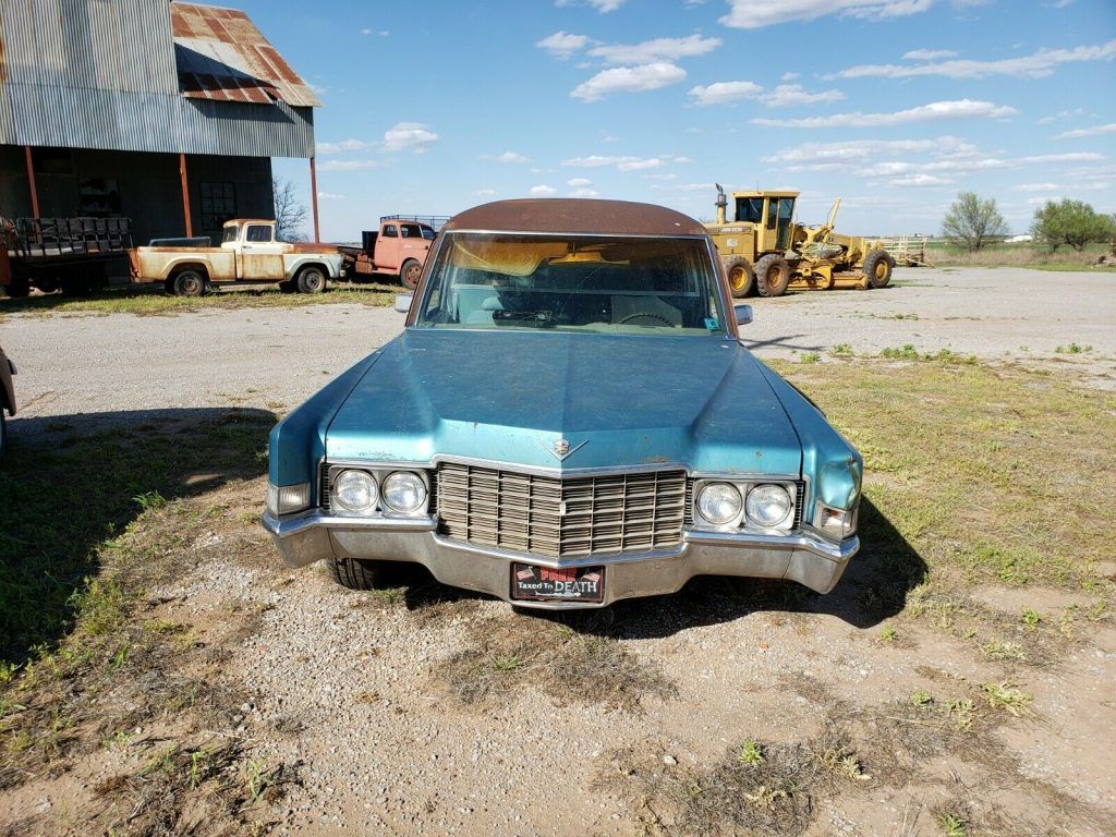 complete 1969 Cadillac Hearse project