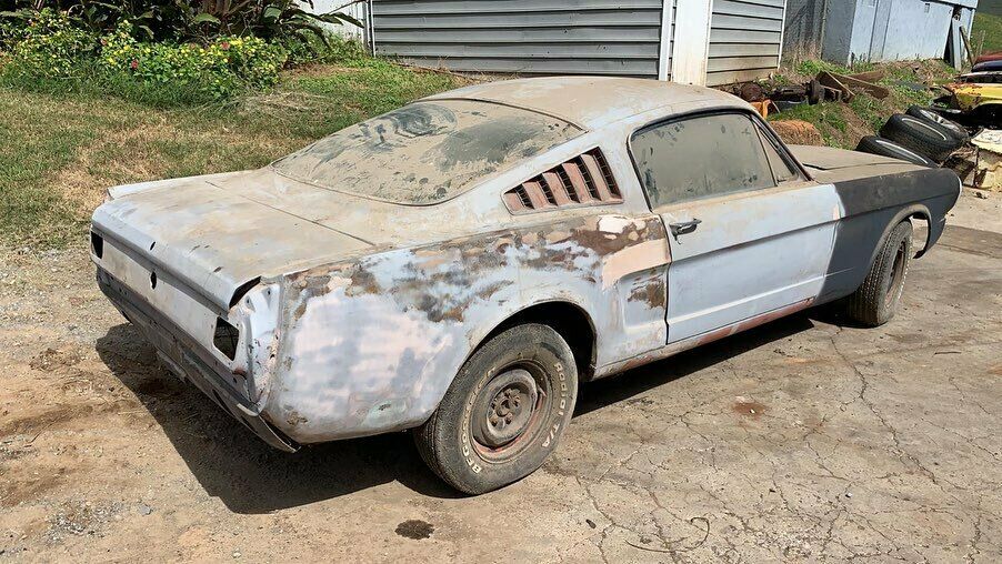 solid 1965 Ford Mustang Project