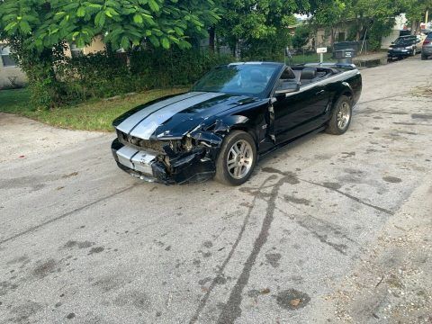 easy fix 2006 Ford Mustang project for sale