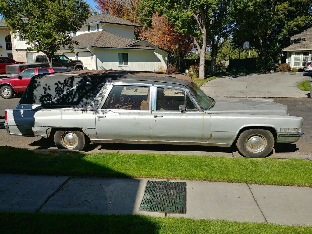 needs work 1969 Cadillac Commercial Chassis hearse project
