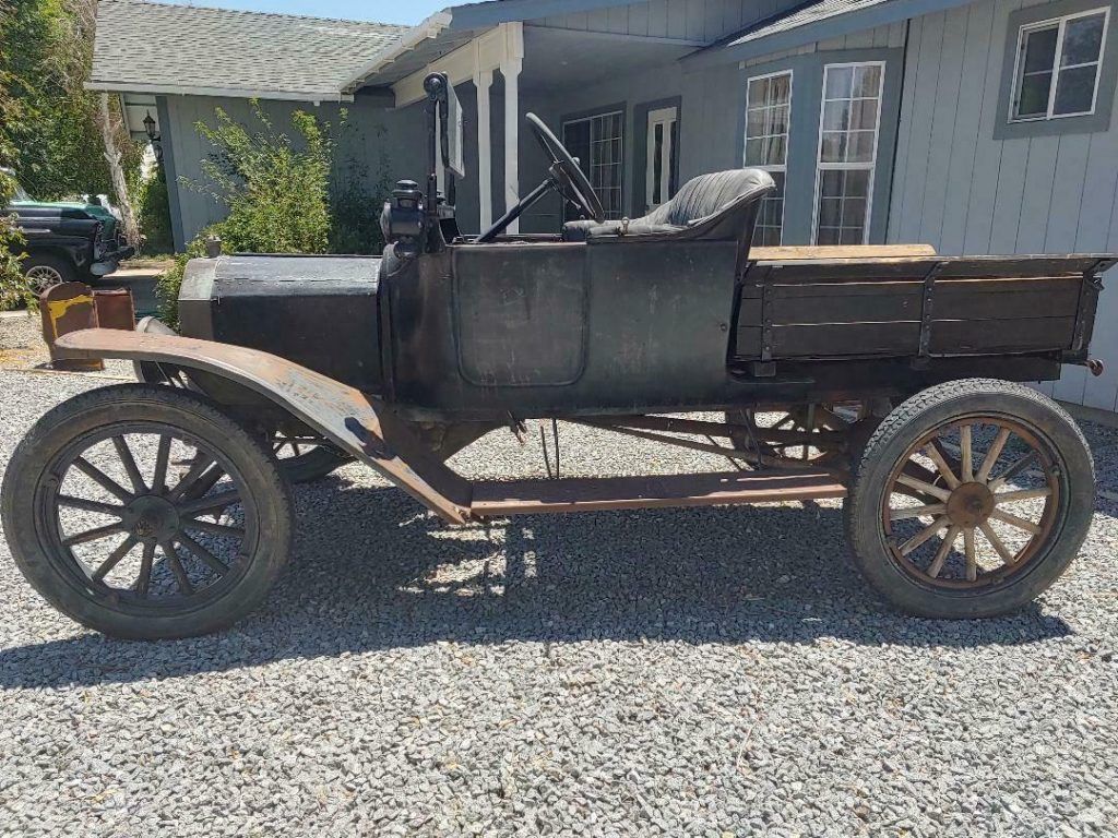 1915 Ford Model T project [true time capsule barn find]