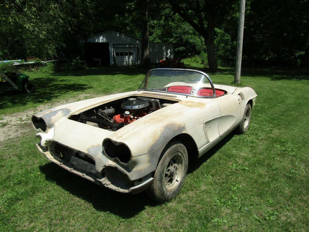 1961 Chevrolet Corvette project [in need of complete restoration]