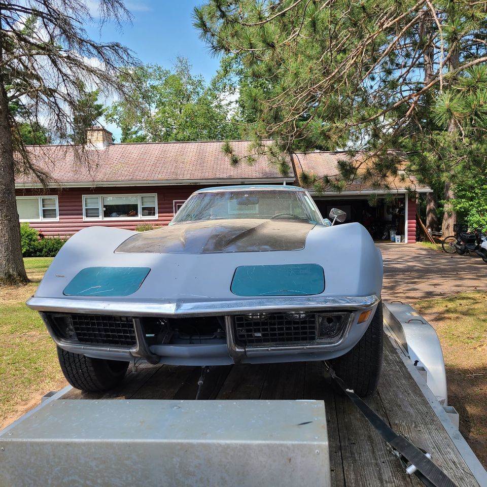 1970 Chevrolet Corvette convertible project car with the optional hard top