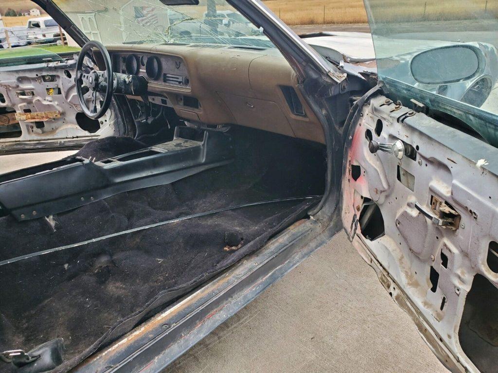 1975 Pontiac Trans am Firebird Project car Roller TA No Engine Clean Title