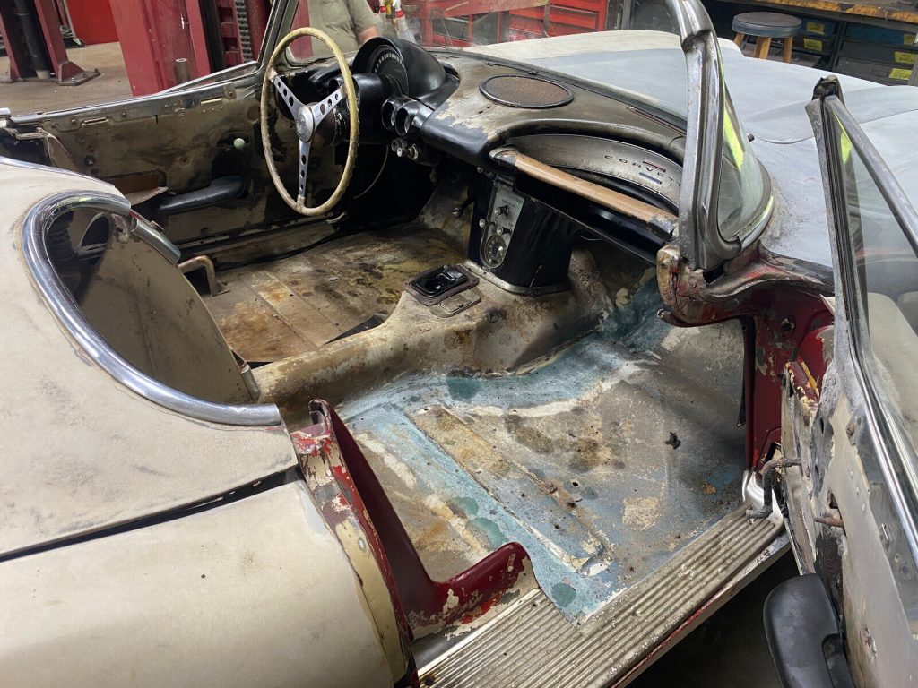 1962 Chevrolet Corvette project [rotted chassis]