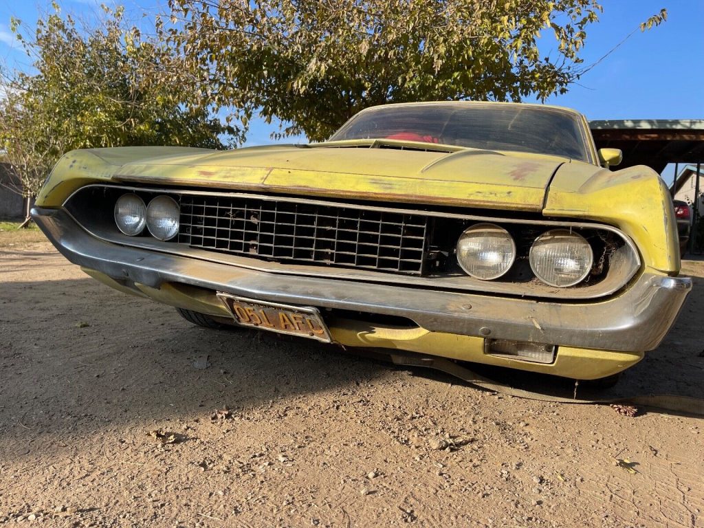 1970 Ford Torino GT project [rust free]