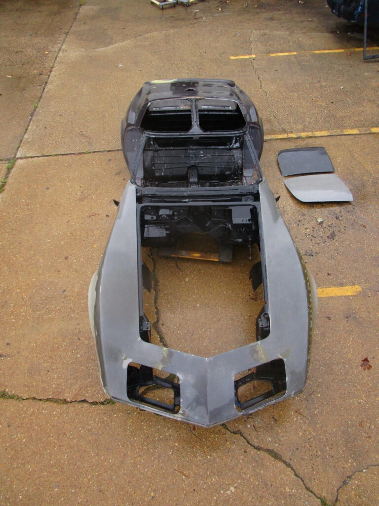 1969 Chevrolet Corvette T-Top Sport Coupe Bare Body Project