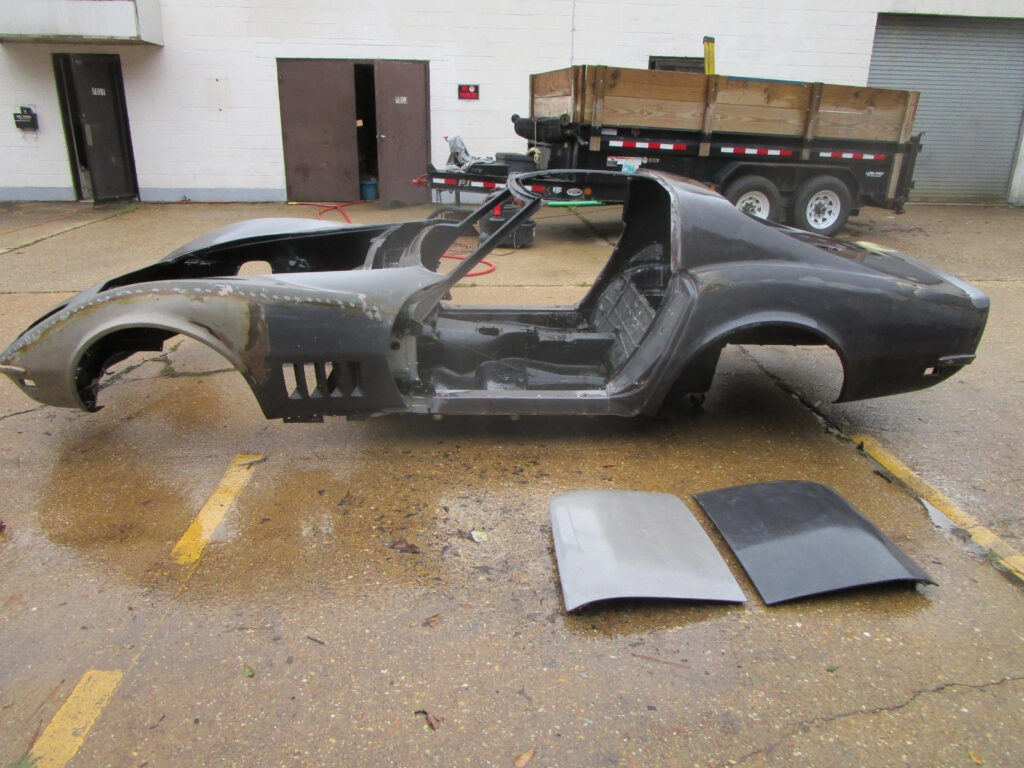 1969 Chevrolet Corvette T-Top Sport Coupe Bare Body Project