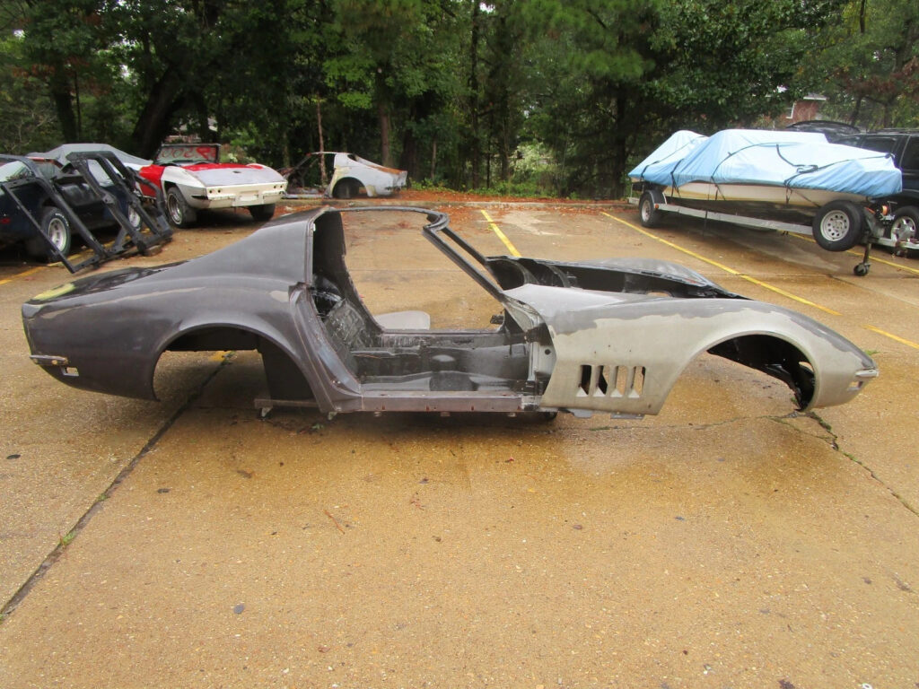1969 Chevrolet Corvette T-Top Sport Coupe Bare Body Project