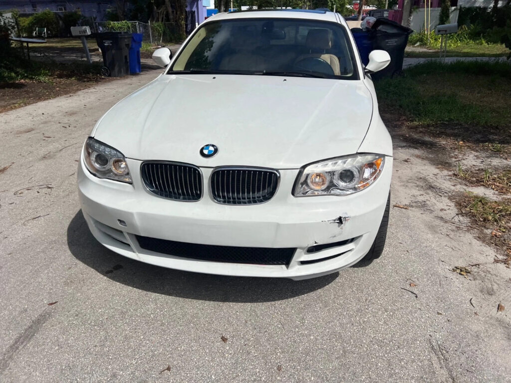 2011 BMW 1-Series Project CAR 128i Inline 6 Cylinder non Turbo