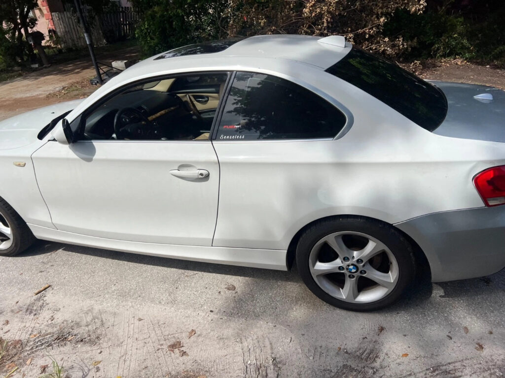 2011 BMW 1-Series Project CAR 128i Inline 6 Cylinder non Turbo