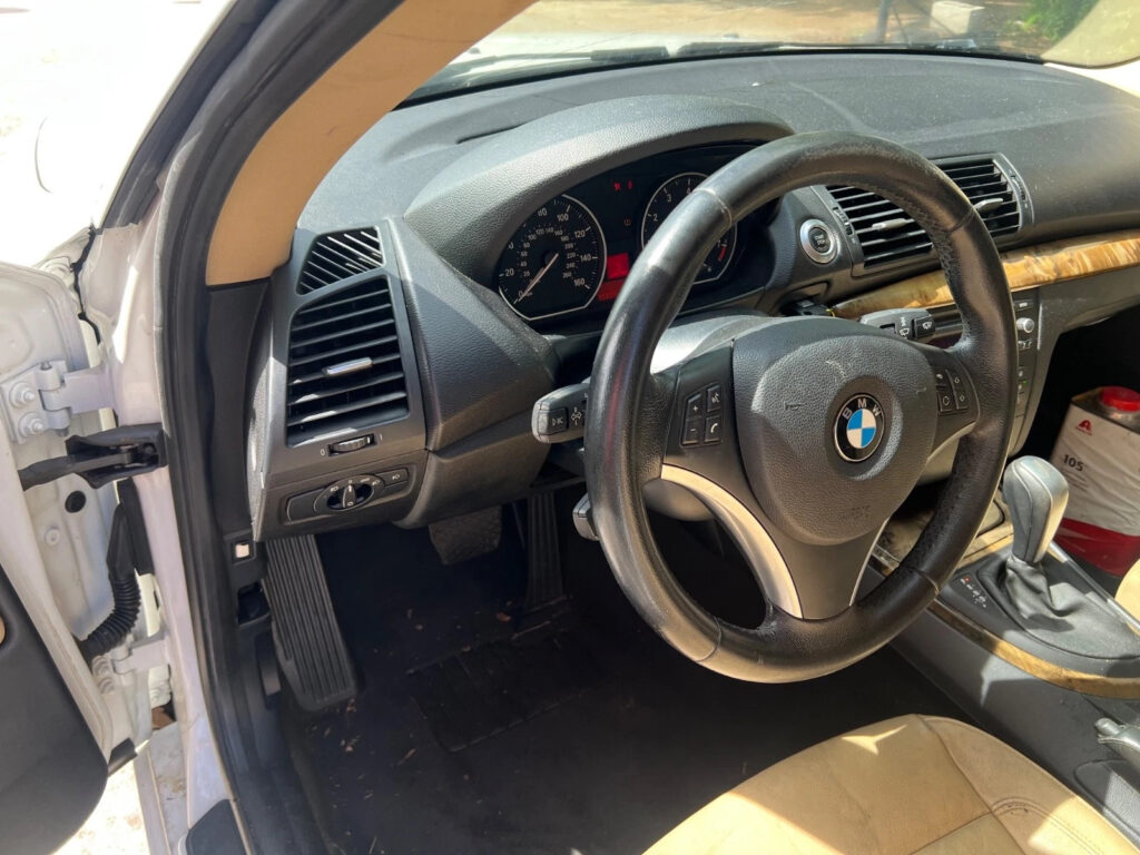 2011 BMW 1-Series Project CAR 128i Inline 6 Cylinder non Turbo