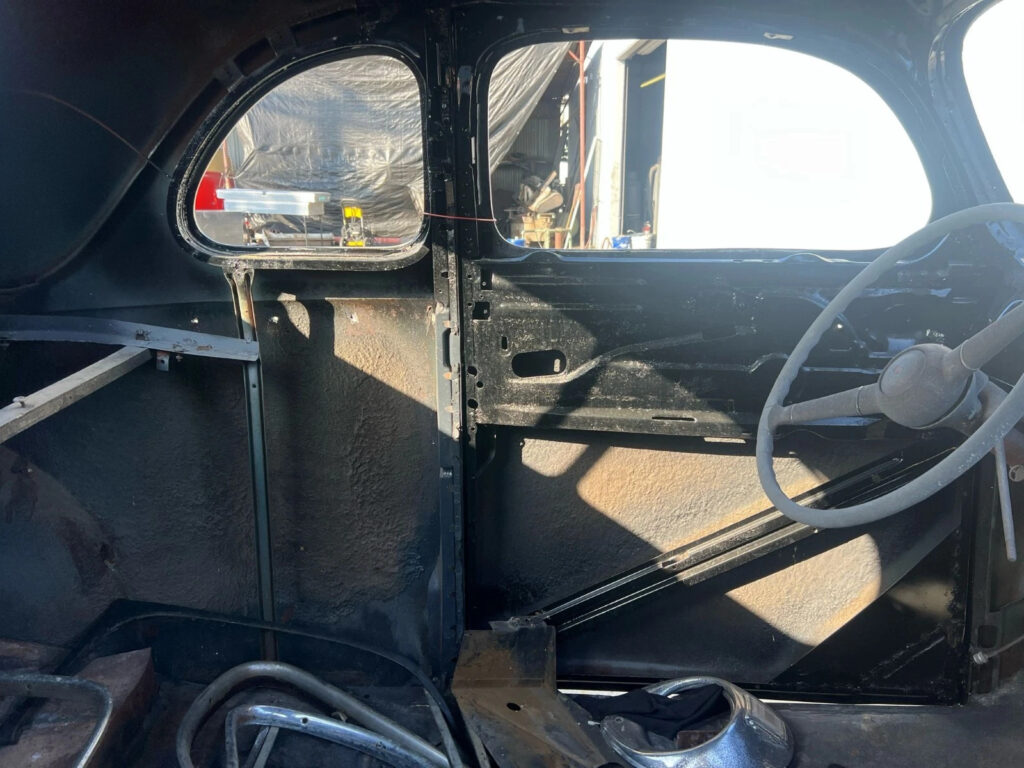 1940 Ford Standard Coupe Business