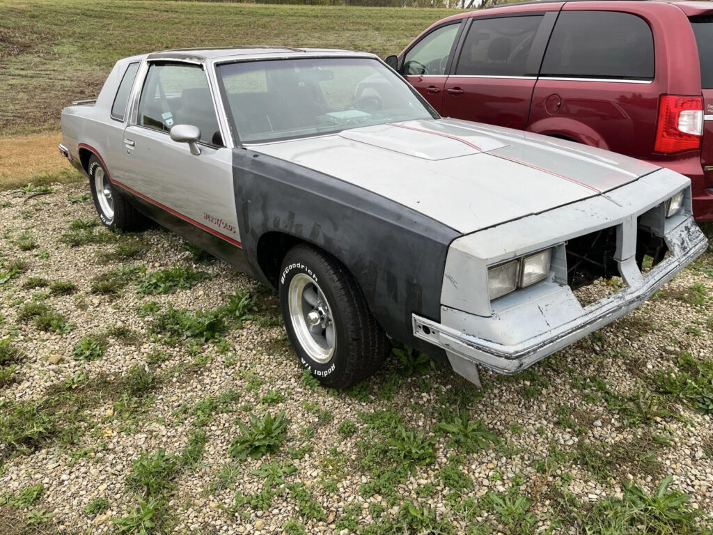 1984 Oldsmobile Cutlass Calais Coupe Grey