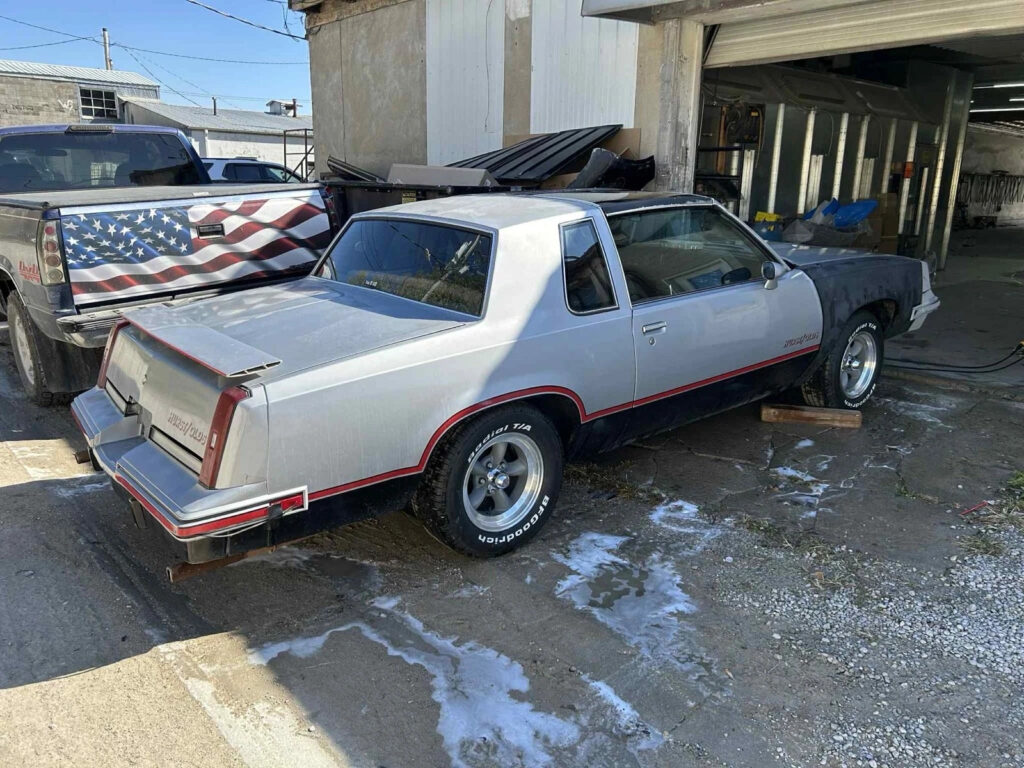 1984 Oldsmobile Cutlass Calais Coupe Grey