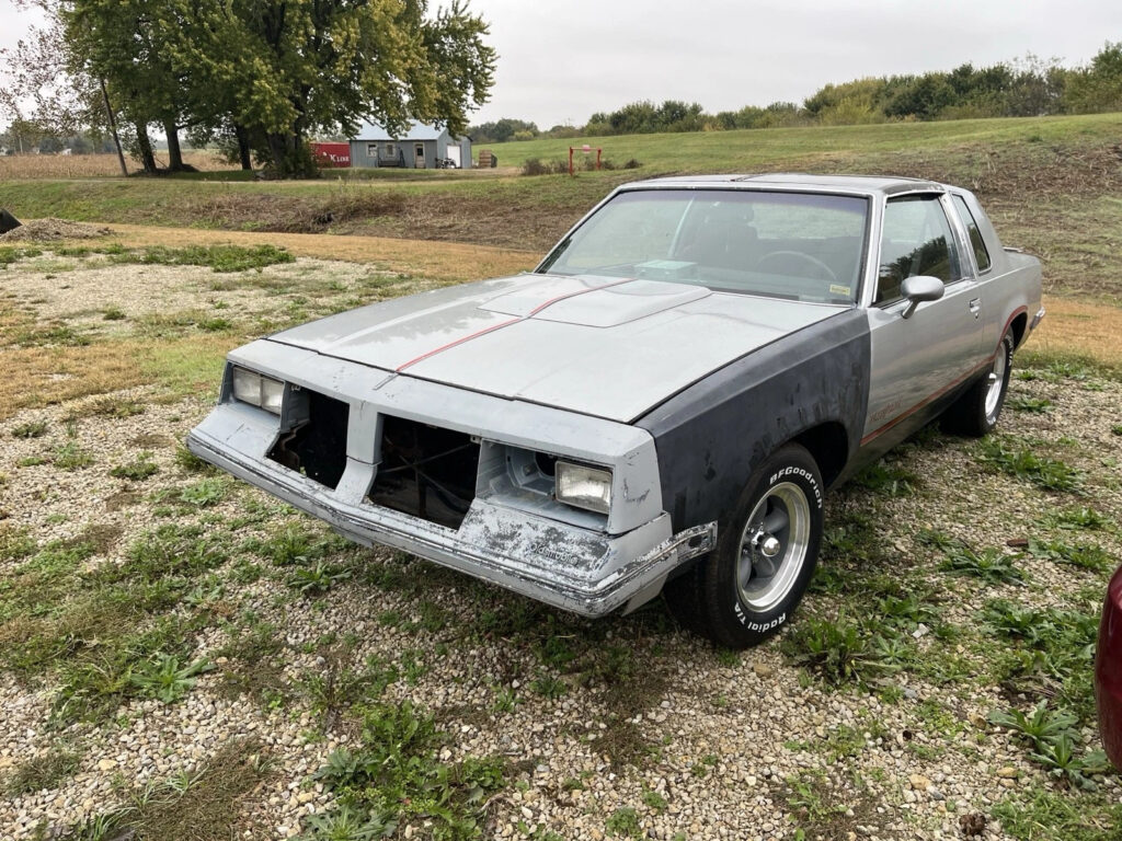 1984 Oldsmobile Cutlass Calais Coupe Grey