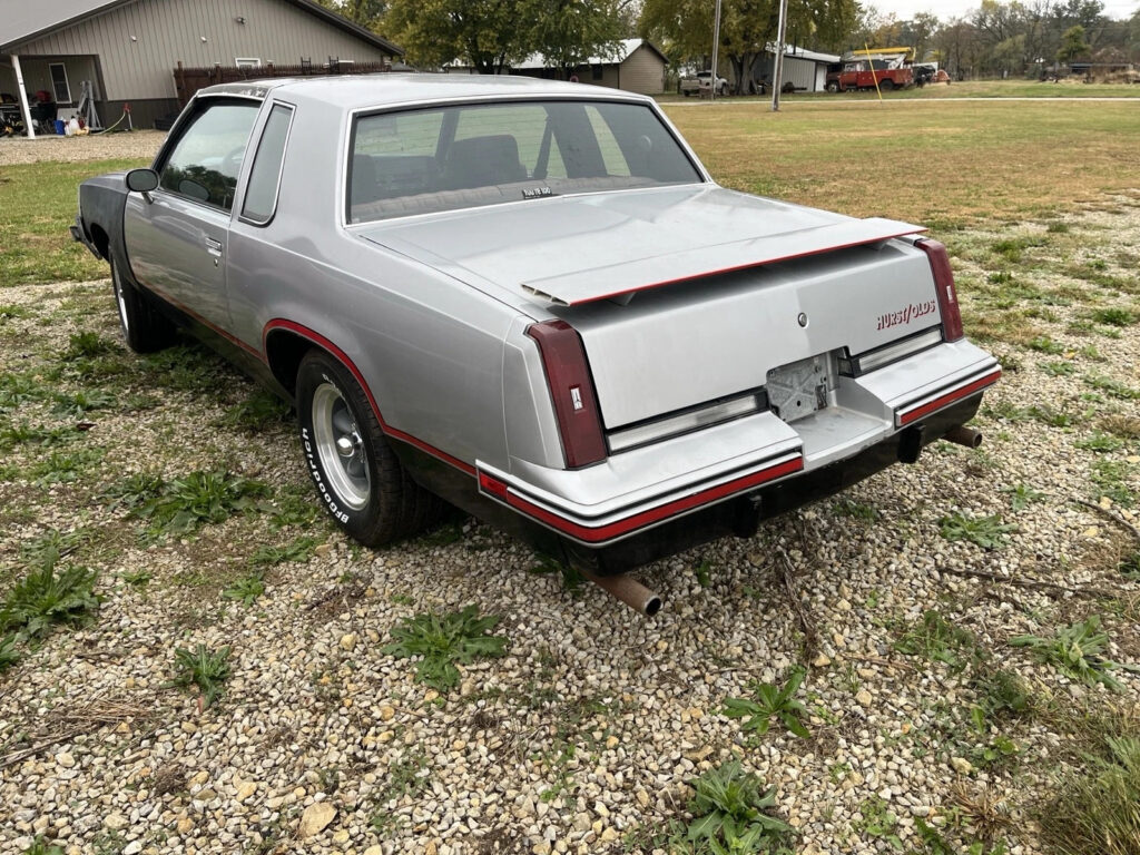 1984 Oldsmobile Cutlass Calais Coupe Grey
